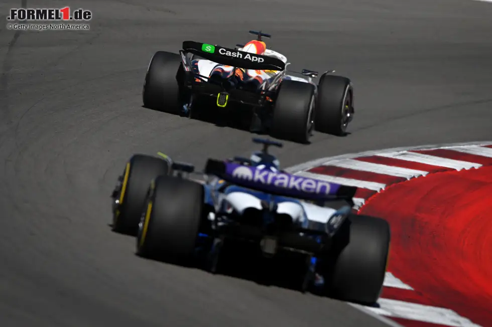 Foto zur News: Alexander Albon (Williams) und Isack Hadjar (Racing Bulls)