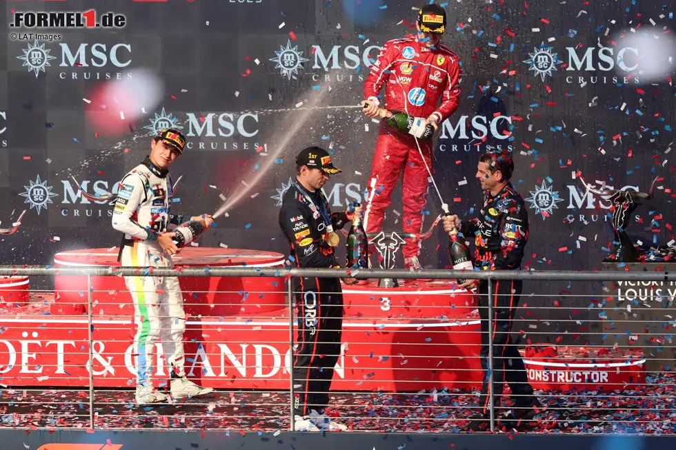 Foto zur News: Max Verstappen (Red Bull), Lando Norris (McLaren) und Charles Leclerc (Ferrari)