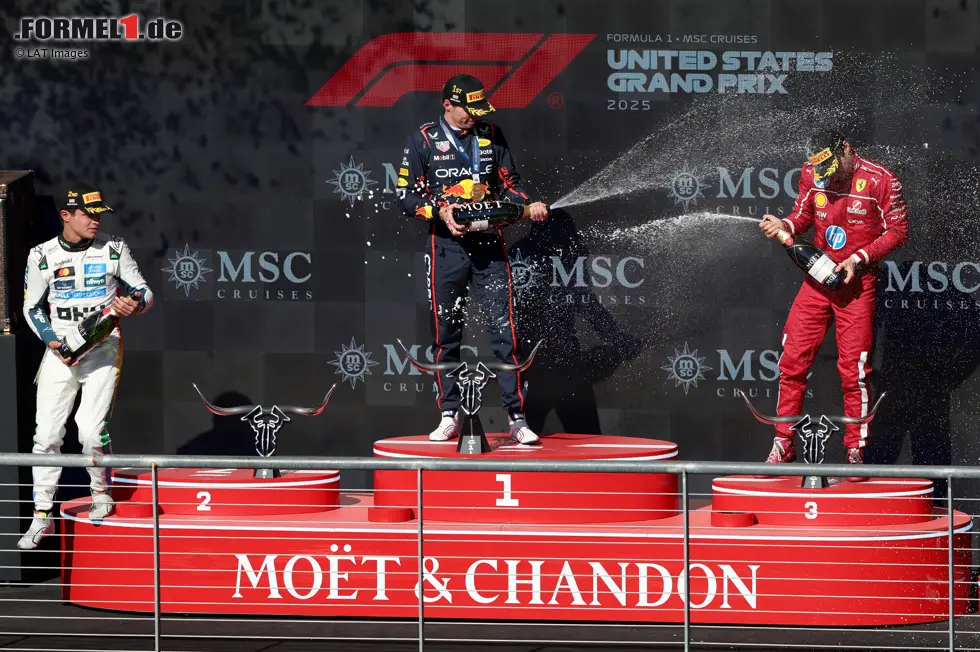 Foto zur News: Max Verstappen (Red Bull), Lando Norris (McLaren) und Charles Leclerc (Ferrari)