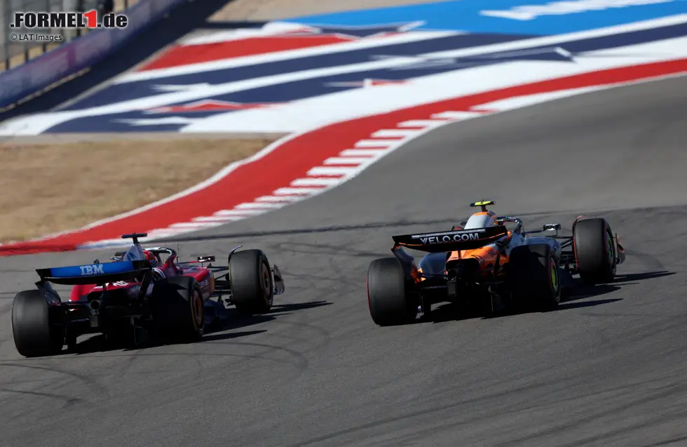 Foto zur News: Charles Leclerc (Ferrari) und Lando Norris (McLaren)