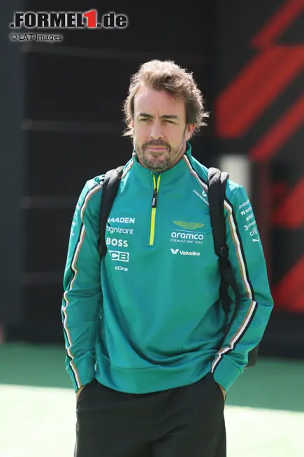 Foto zur News: Fernando Alonso (Aston Martin)