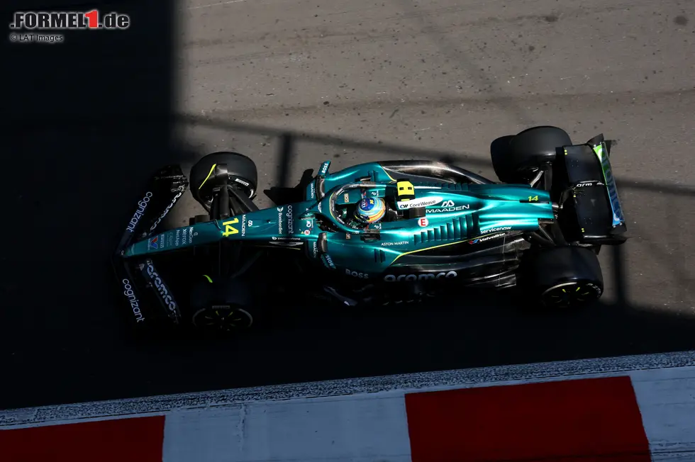 Foto zur News: Fernando Alonso (Aston Martin)
