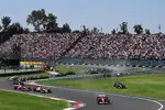 Foto zur News: Andrea Kimi Antonelli, Charles Leclerc (Ferrari) und Lando Norris (McLaren)