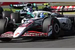 Foto zur News: Andrea Kimi Antonelli (Mercedes) und Oliver Bearman (Haas)