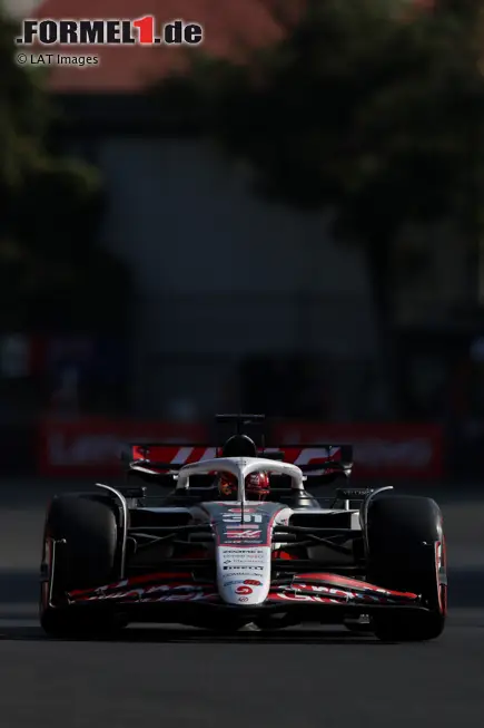 Foto zur News: Esteban Ocon (Haas)