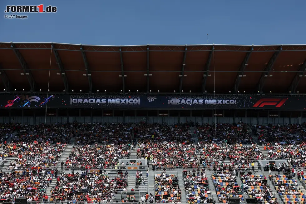 Foto zur News: Formel-1-Fans in Mexiko