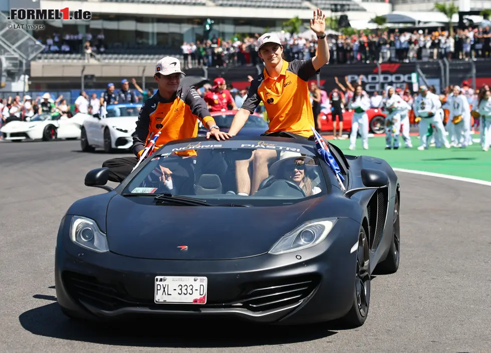 Foto zur News: Lando Norris (McLaren) und Oscar Piastri (McLaren)