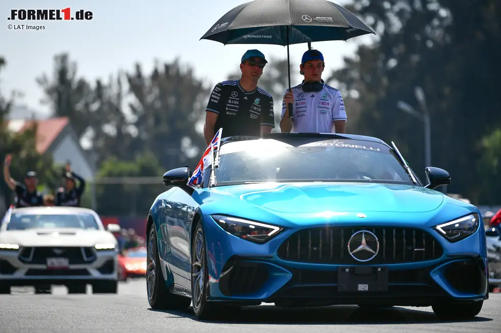 Foto zur News: Andrea Kimi Antonelli (Mercedes) und George Russell (Mercedes)
