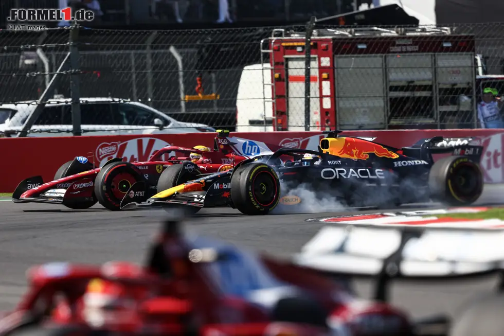 Foto zur News: Max Verstappen (Red Bull) und Lewis Hamilton (Ferrari)