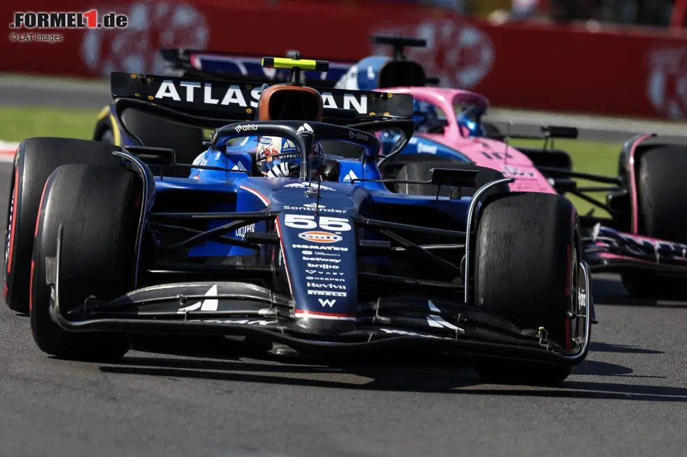 Foto zur News: Carlos Sainz (Williams) und Pierre Gasly (Alpine)
