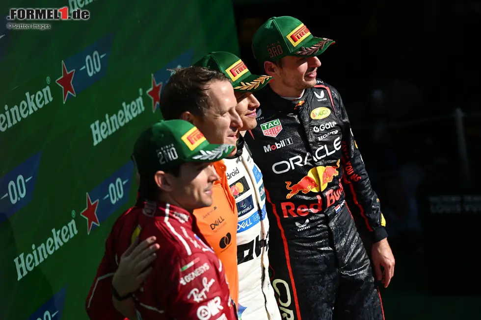 Foto zur News: Lando Norris (McLaren), Charles Leclerc (Ferrari) und Max Verstappen (Red Bull)