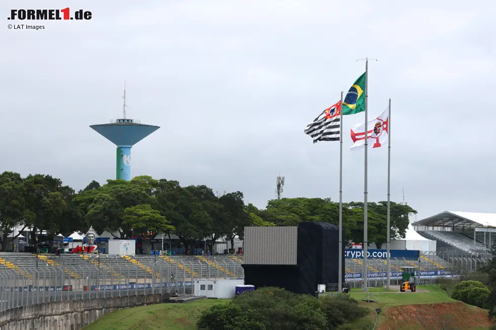 Foto zur News: Blick auf die Zielgeraden in Sao Paulo