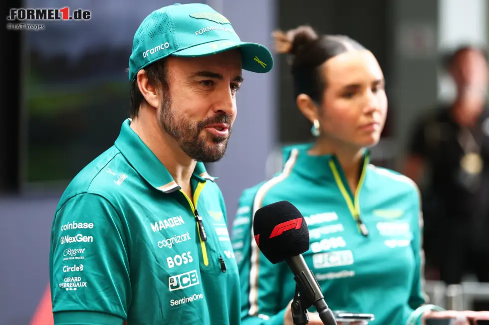 Foto zur News: Fernando Alonso (Aston Martin)