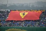 Foto zur News: Ferrari-Fans