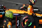 Foto zur News: Lando Norris (McLaren) und Oscar Piastri (McLaren)