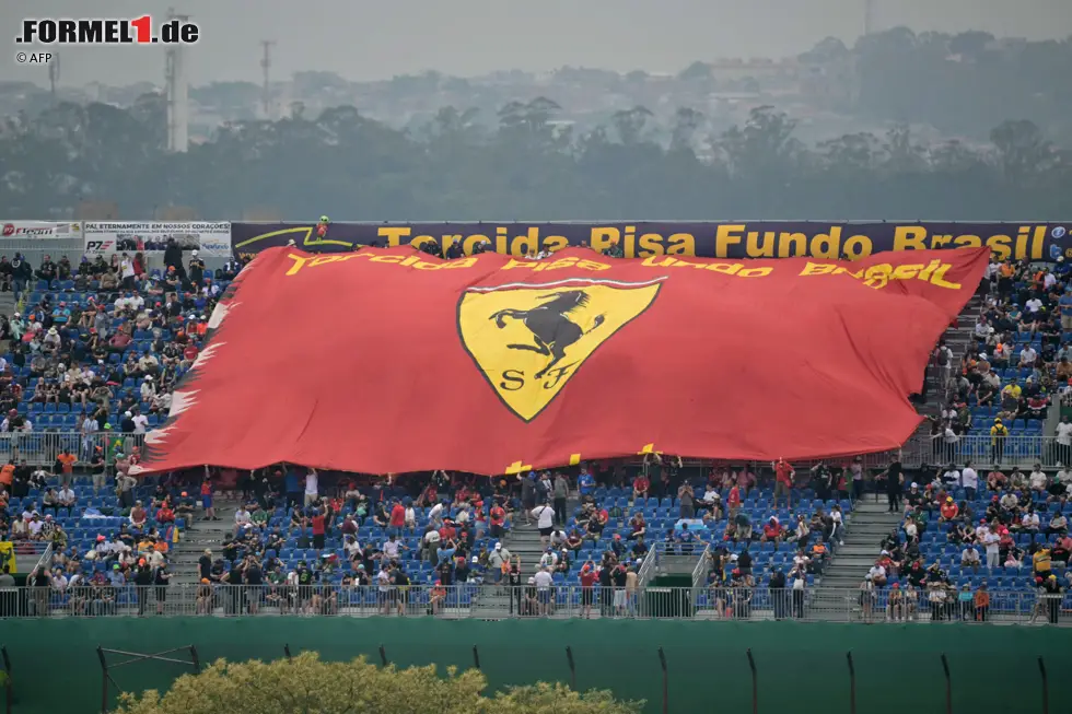 Foto zur News: Ferrari-Fans