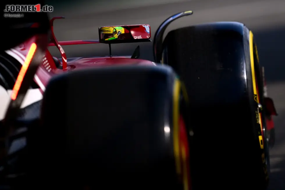 Foto zur News: Lewis Hamilton (Ferrari)