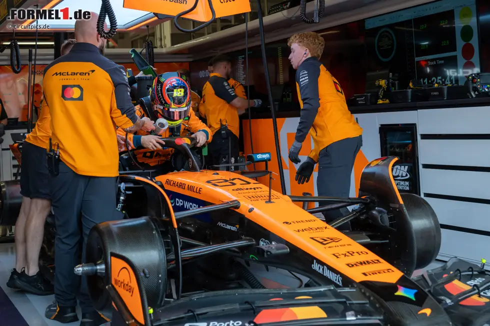 Foto zur News: Oscar Piastri (McLaren)