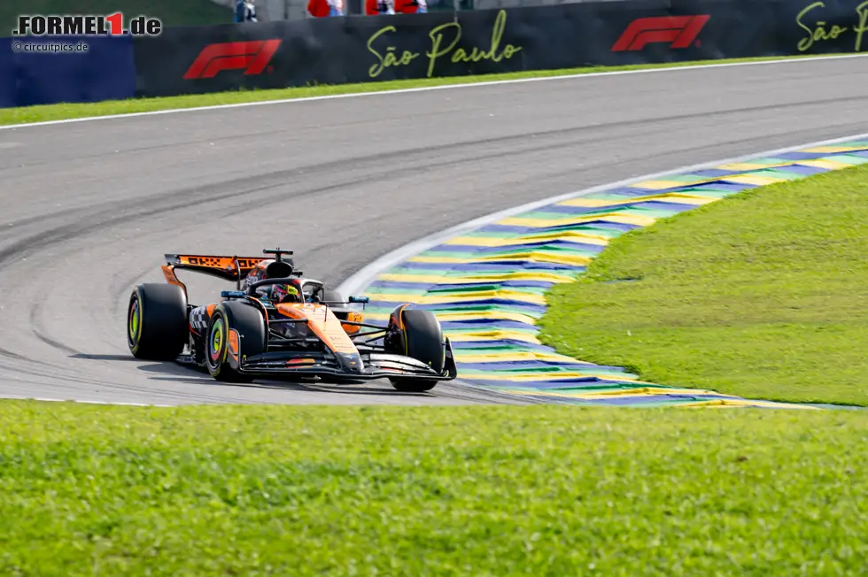 Foto zur News: Oscar Piastri (McLaren)