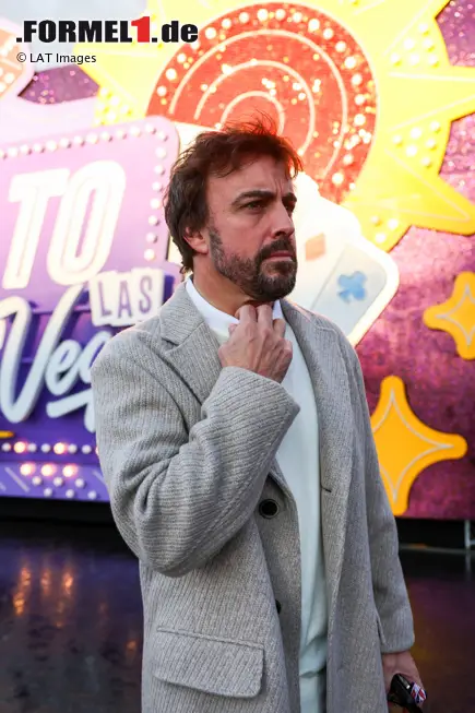 Foto zur News: Fernando Alonso (Aston Martin)