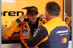 Foto zur News: Lando Norris (McLaren) und Zak Brown