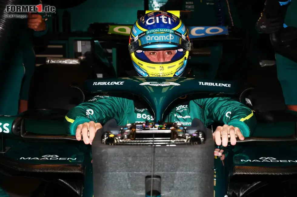 Foto zur News: Fernando Alonso (Aston Martin)