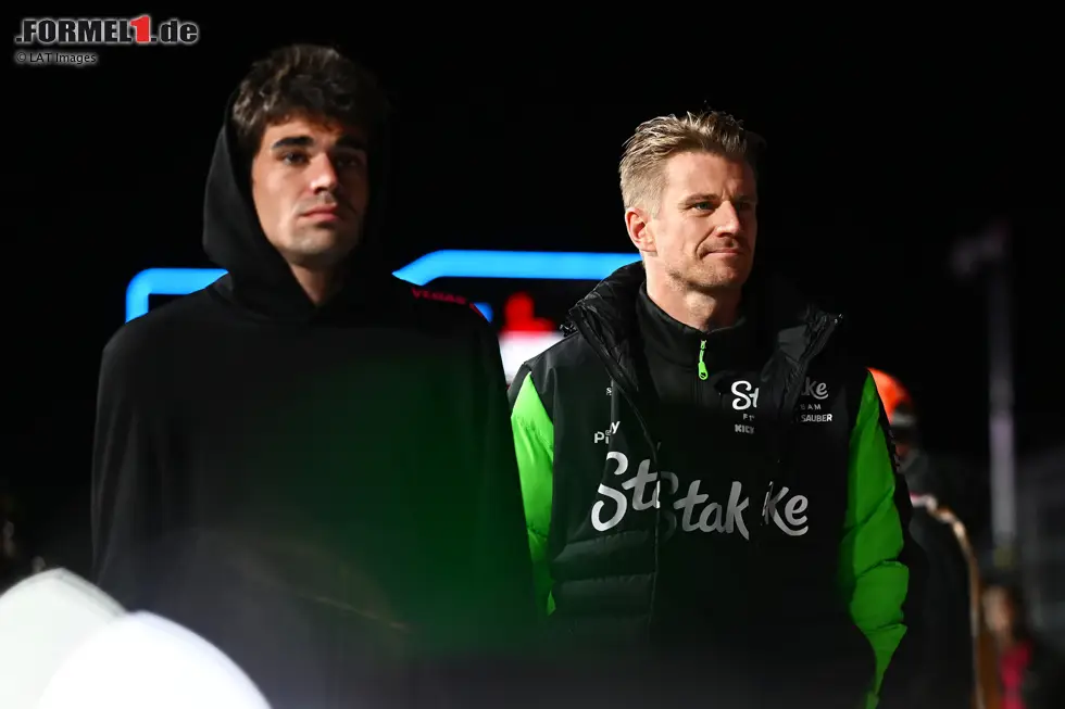 Foto zur News: Lance Stroll (Aston Martin) und Nico Hülkenberg (Sauber)