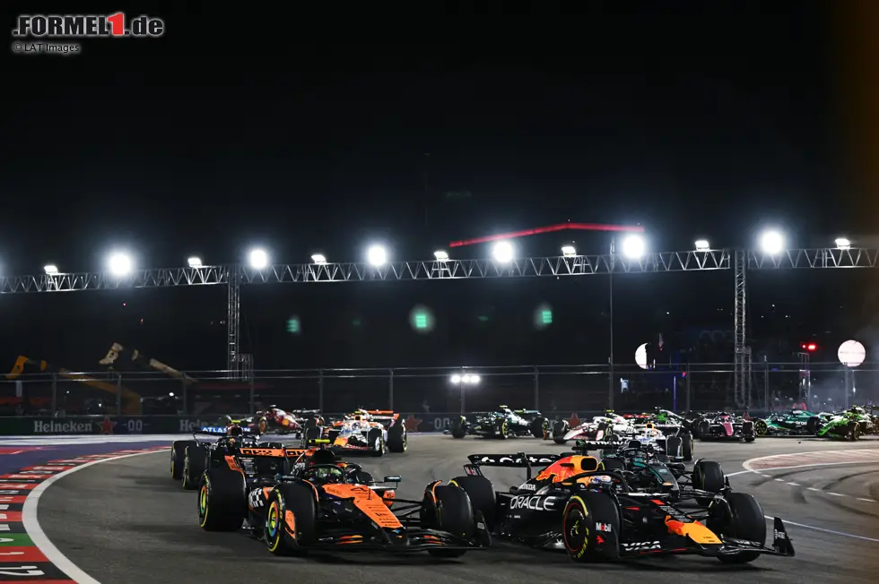 Foto zur News: Max Verstappen (Red Bull) und Lando Norris (McLaren)