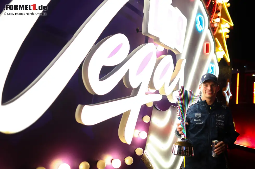 Foto zur News: Max Verstappen (Red Bull) und Mark Thompson