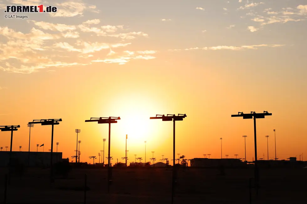 Foto zur News: Blick auf die Rennstrecke in Katar