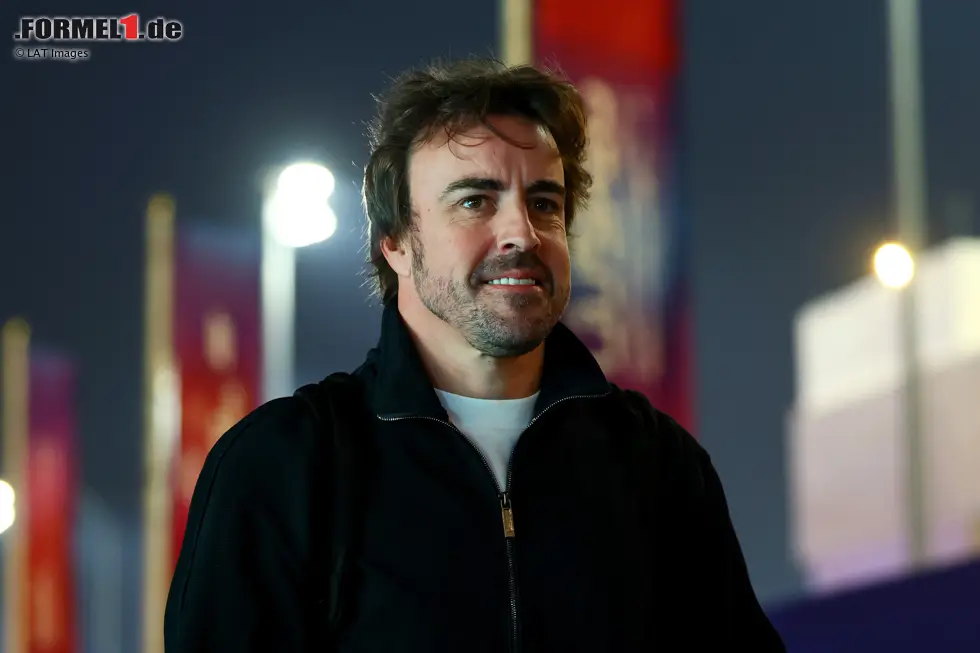 Foto zur News: Fernando Alonso (Aston Martin)