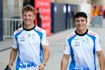 Foto zur News: Liam Lawson (Racing Bulls) und Isack Hadjar (Racing Bulls)