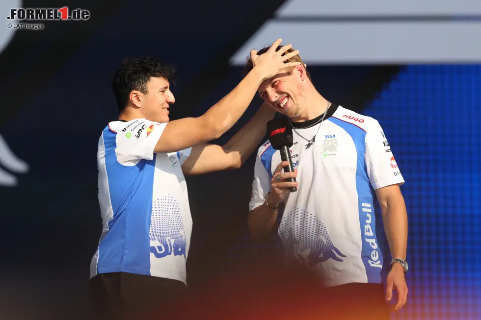 Foto zur News: Isack Hadjar (Racing Bulls) und Liam Lawson (Racing Bulls)