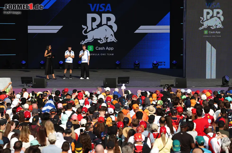 Foto zur News: Isack Hadjar (Racing Bulls) und Liam Lawson (Racing Bulls)