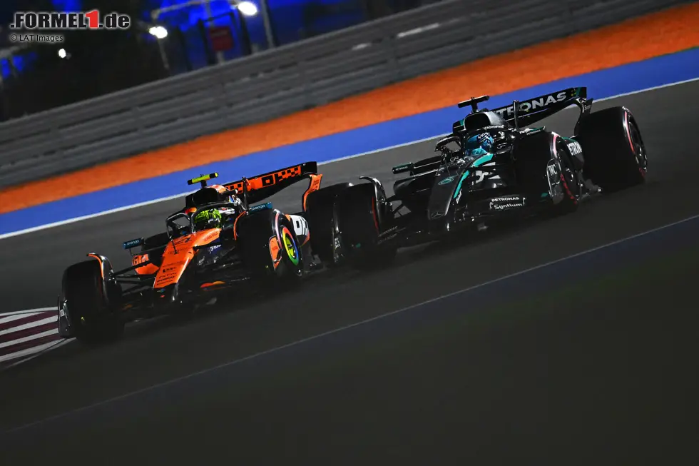 Foto zur News: George Russell (Mercedes) und Lando Norris (McLaren)