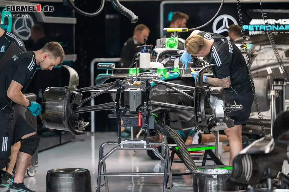 Foto zur News: Mercedes W16