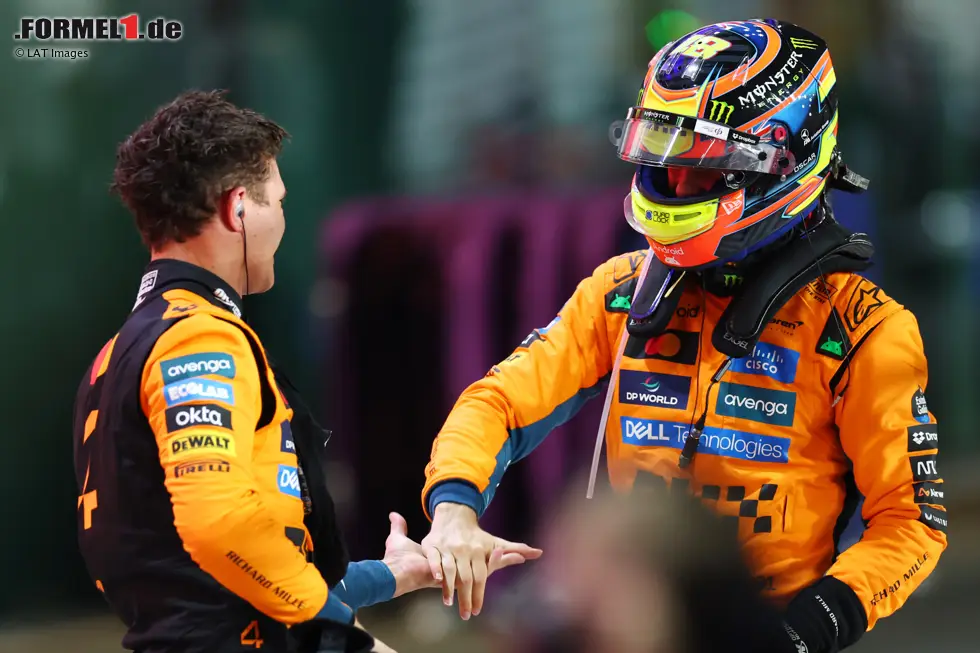 Foto zur News: Oscar Piastri (McLaren) und Lando Norris (McLaren)