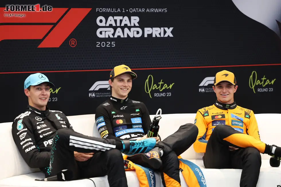 Foto zur News: Oscar Piastri (McLaren), George Russell (Mercedes) und Lando Norris (McLaren)