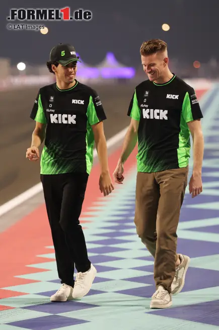 Foto zur News: Gabriel Bortoleto (Sauber) und Nico Hülkenberg (Sauber)