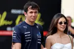 Foto zur News: Alexander Albon (Williams) mit Lily Muni He