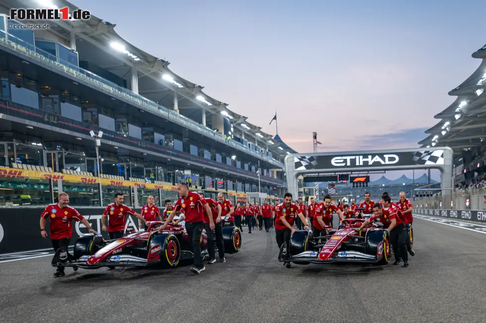 Foto zur News: Ferrari bereitet das Fotoshooting vor