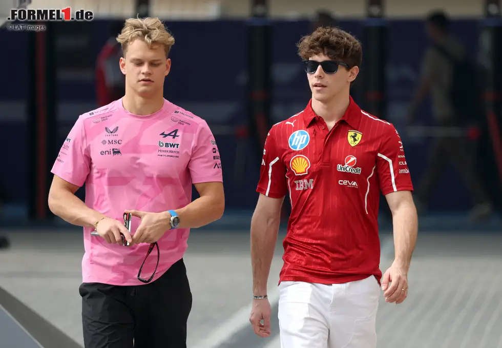 Foto zur News: Paul Aron (Alpine) und Arthur Leclerc (Ferrari)