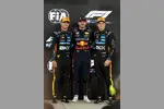 Foto zur News: Max Verstappen (Red Bull), Lando Norris (McLaren) und Oscar Piastri (McLaren)
