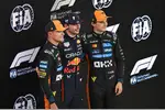 Foto zur News: Max Verstappen (Red Bull), Lando Norris (McLaren) und Oscar Piastri (McLaren)