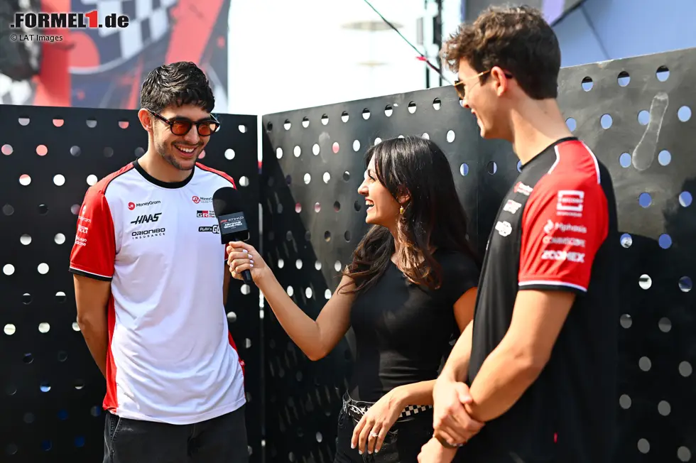 Foto zur News: Esteban Ocon (Haas) und Oliver Bearman (Haas)
