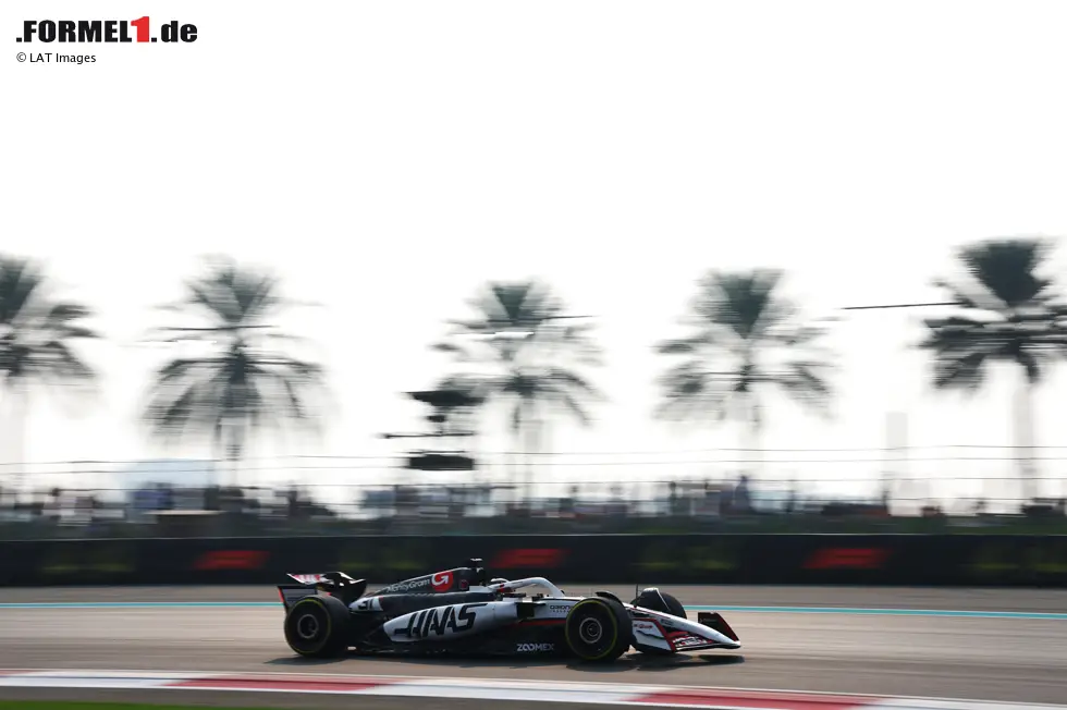 Foto zur News: Esteban Ocon (Haas)
