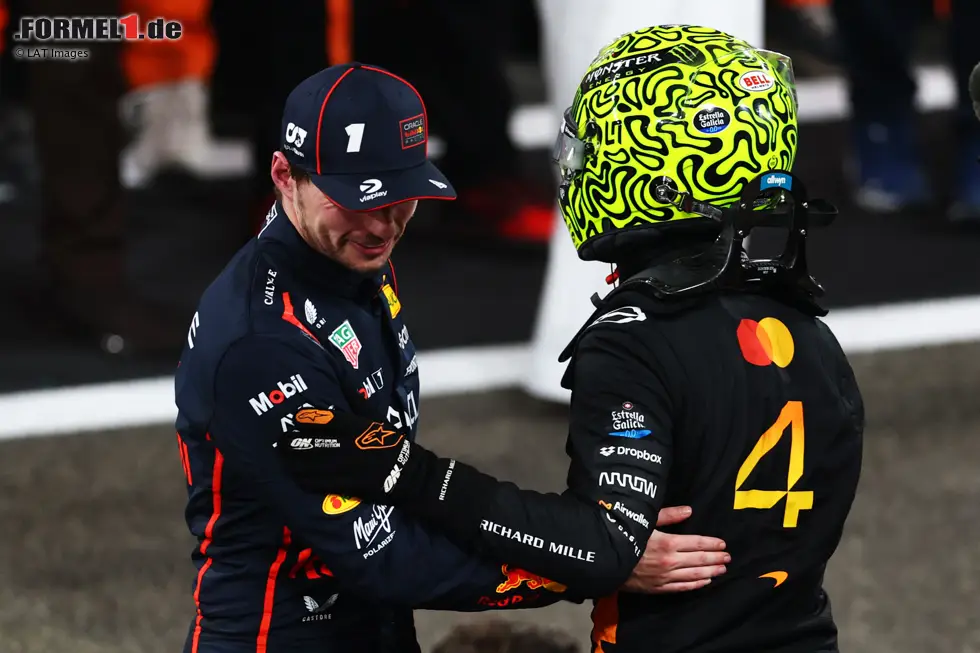 Foto zur News: Max Verstappen (Red Bull) und Lando Norris (McLaren)