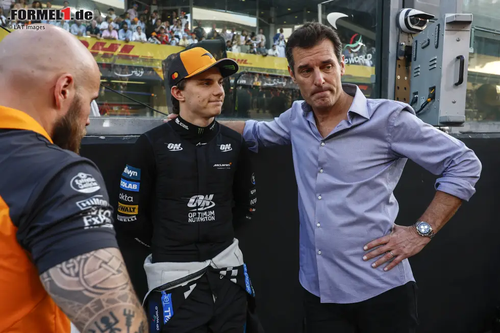 Foto zur News: Oscar Piastri (McLaren) und Mark Webber