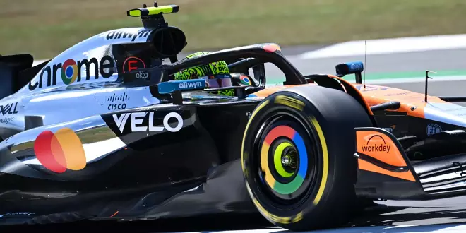 Foto zur News: Das zweite Silverstone-Training live!