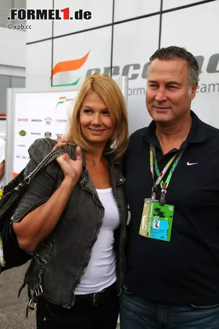 "Goldfisch" Franziska van Almsick kam mit ihrem Lebensgefährten, dem Unternehmer Jürgen Harder. Foto zur News: "Goldfisch" Franziska van Almsick kam mit ihrem Lebensgefährten, dem Unternehmer Jürgen Harder.